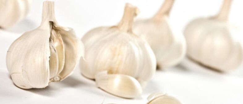 Garlic is a product for men’s health that enhances potency